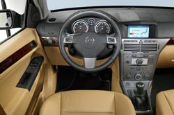 interieur opel astra h 2.0 turbo
