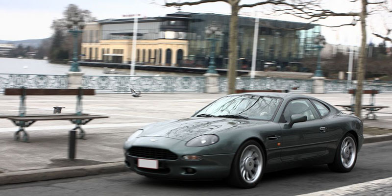 essai aston martin db7