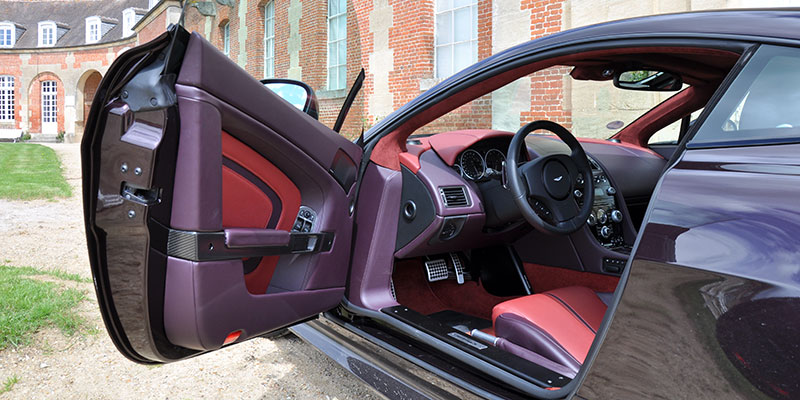 interieur aston martin v12 vantage s