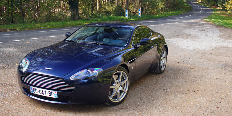 essai aston martin v8 vantage 4.3 2005