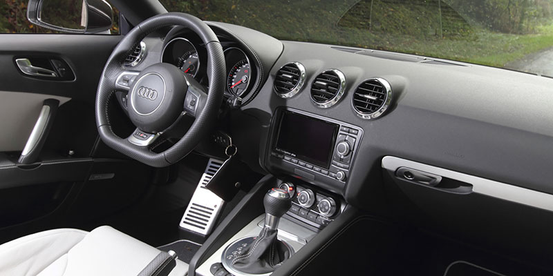 interieur audi tt rs plus 8j