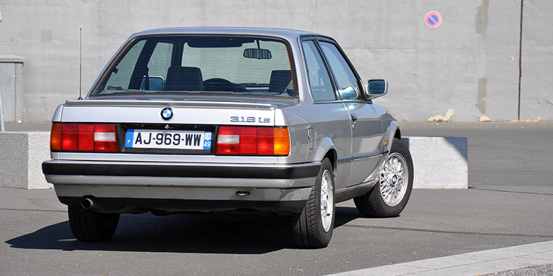 bmw 318 is e30