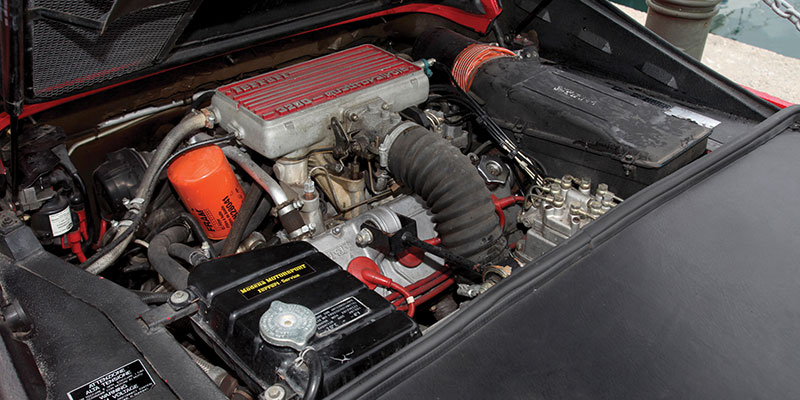 moteur v8 ferrari 328