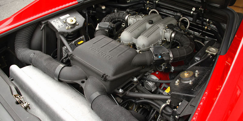 ferrari 348 moteur v8