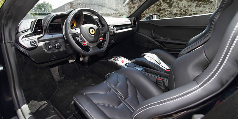 interieur ferrari 458 italia