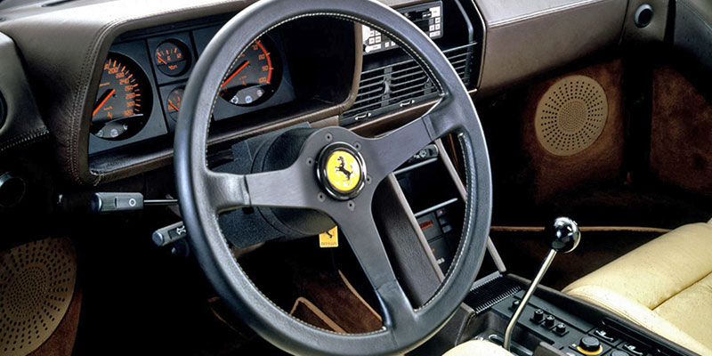 interieur ferrari testarossa