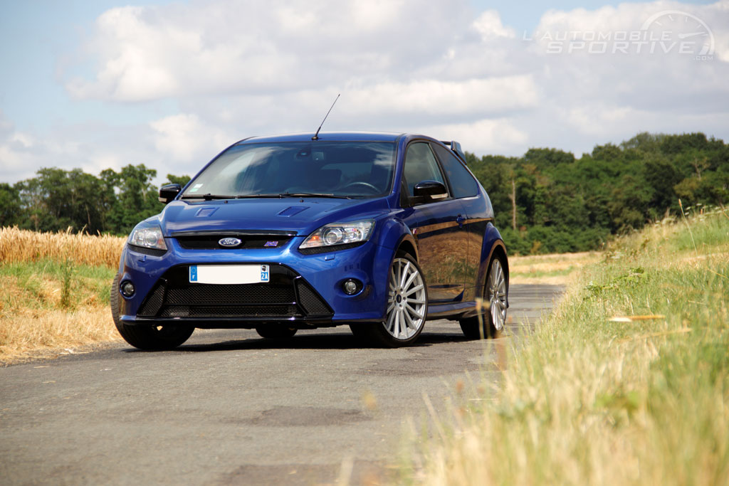 ford focus 2 rs 305 ch