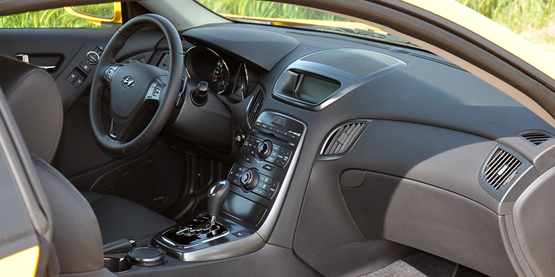 interieur hyundai genesis coupe