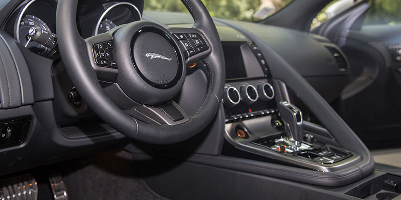 interieur jaguar f-type coupé