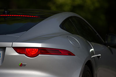 fiche technique jaguar f-type v6s coupé performances