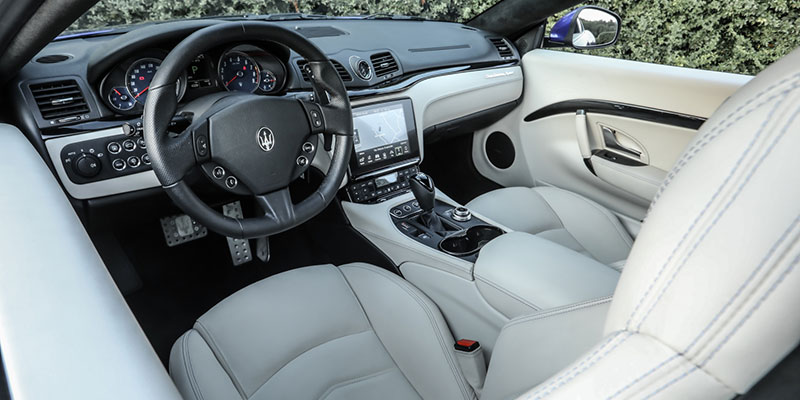 intérieur maserati granturismo sport 2018
