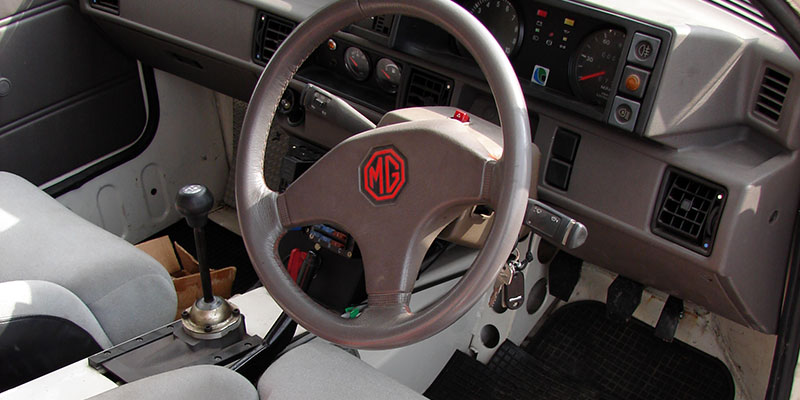 interieur mg metro 6r4