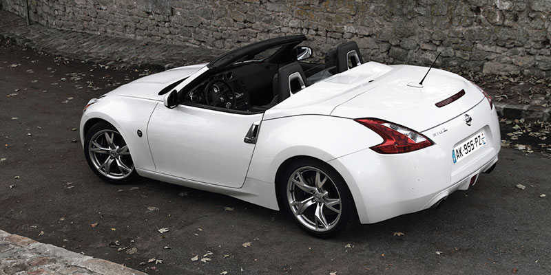 arriere nissan 370z roadster