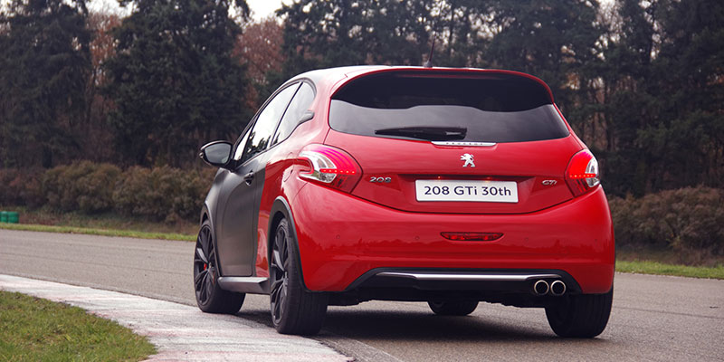 arriere peugeot 208 gti 30th