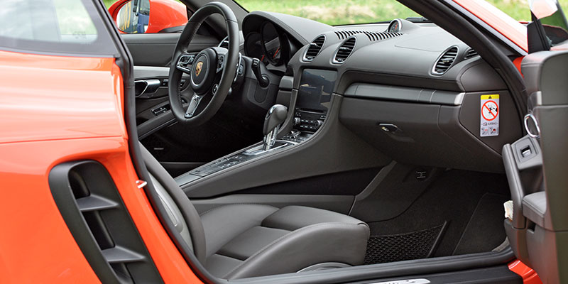 interieur porsche 718 cayman s