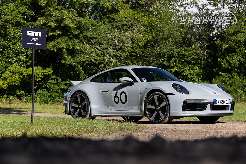 porsche 911 992 sport classic 2023