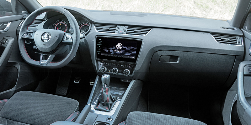 interieur skoda octavia III rs phase 2 restylage 2017