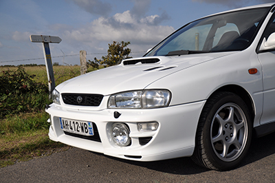 fiche technique performances subaru impreza gt turbo 2.0 211 ch 217 ch