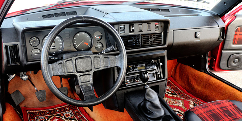 interieur triumph tr7 