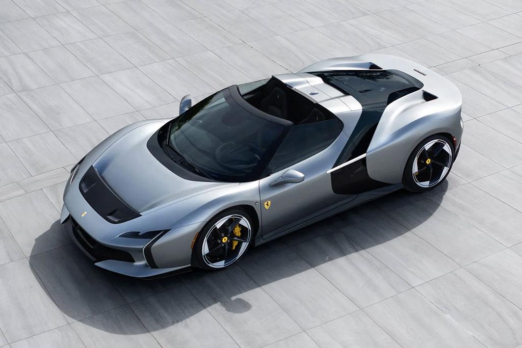 Ferrari HC25 : Le baroud d'honneur du V8 biturbo dans une robe futuriste Ferrari HC25 : Le baroud d'honneur du V8 biturbo dans une robe futuriste