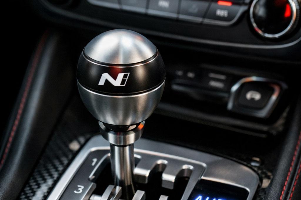 Hyundai étudie une boîte manuelle et automatique, comme Koenigsegg ! Hyundai étudie une boîte manuelle et automatique, comme Koenigsegg !