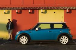 La MINI de BMW fête ses 25 ans La MINI de BMW fête ses 25 ans
