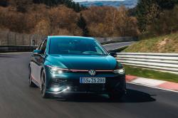 La VW Golf GTI Edition 50 devient la traction la plus rapide du Nürburgring La VW Golf GTI Edition 50 devient la traction la plus rapide du Nürburgring