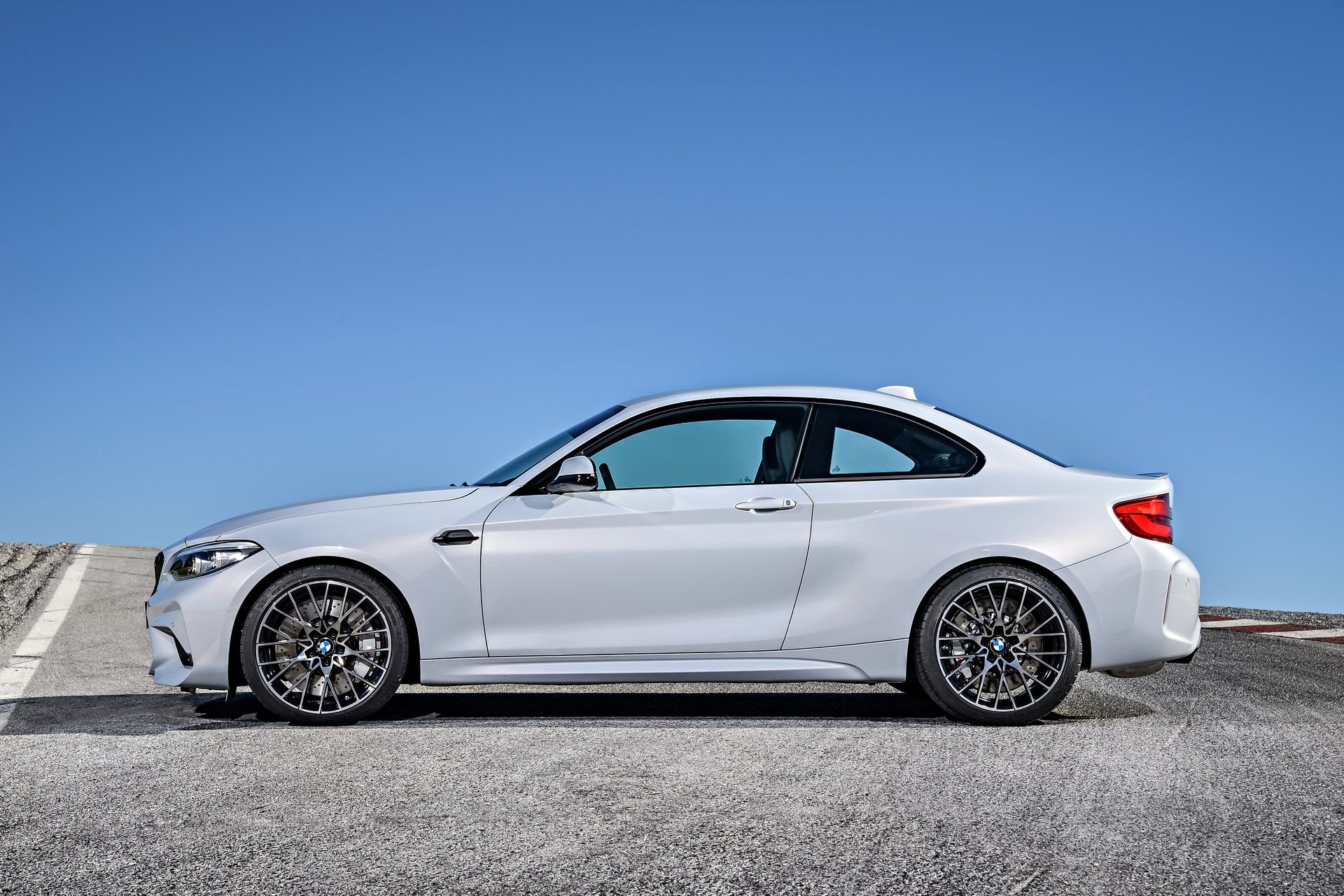 photo BMW_M2_Competition_02