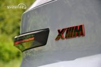 bmw_xm_label_red_02.jpg