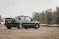 opel_kadett_gsi_16v_02.jpg